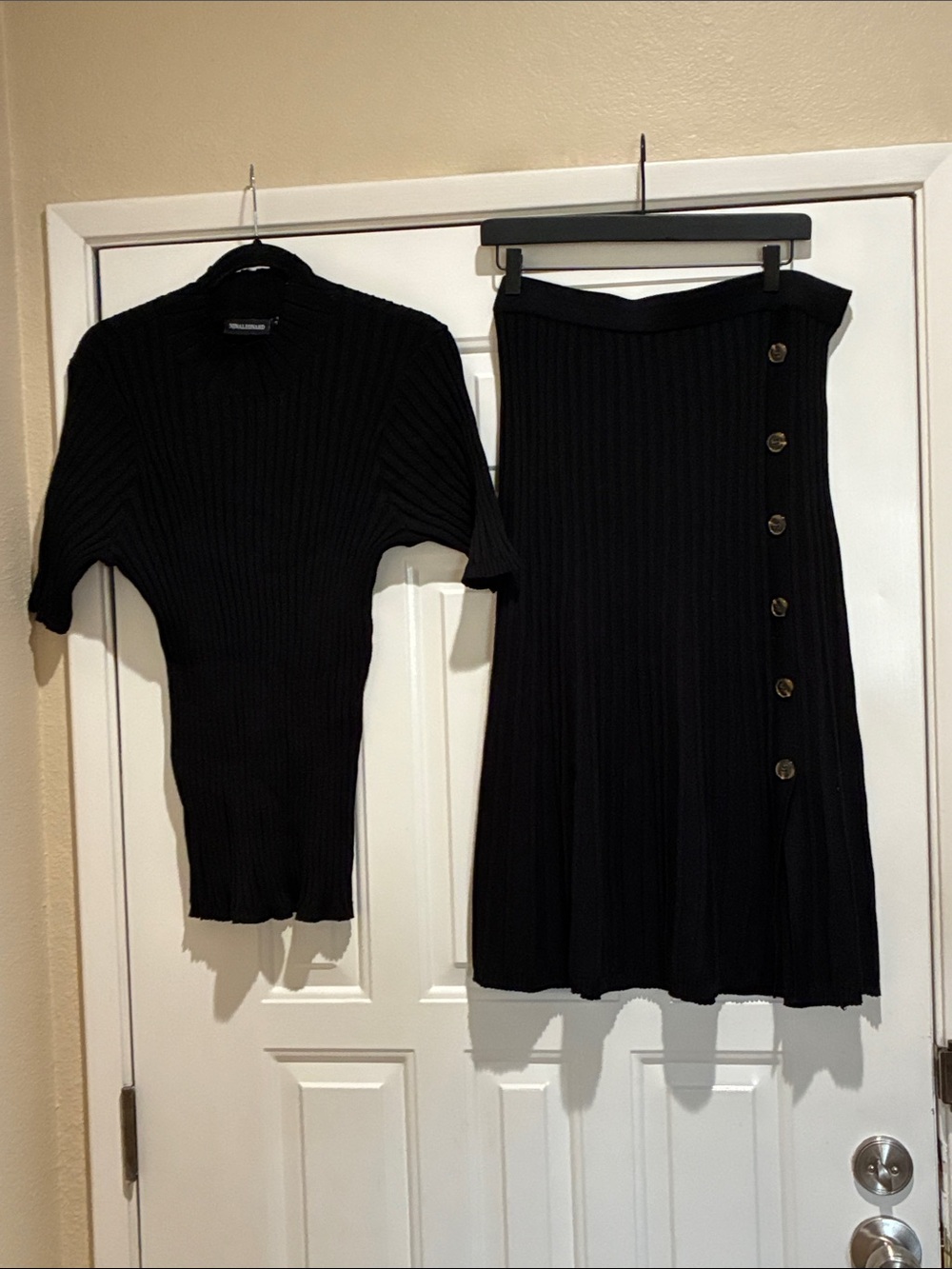 Nina Leonard Black Ribbed pleated Midi Skirt withButtons and mock neck top set